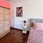 2 Bedroom Gorgeous Apartment In Pula *