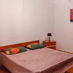 2 Bedroom Gorgeous Apartment In Pula 公寓 普拉