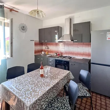 Apartman In With Wifi Póla