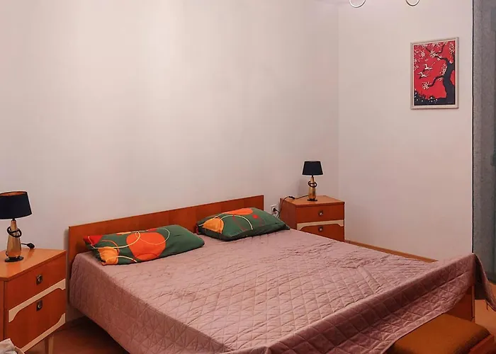 In With Wifi 아파트 풀라